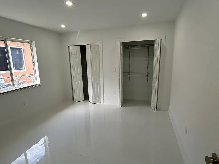 3440 SW 25th St — Photo 10
