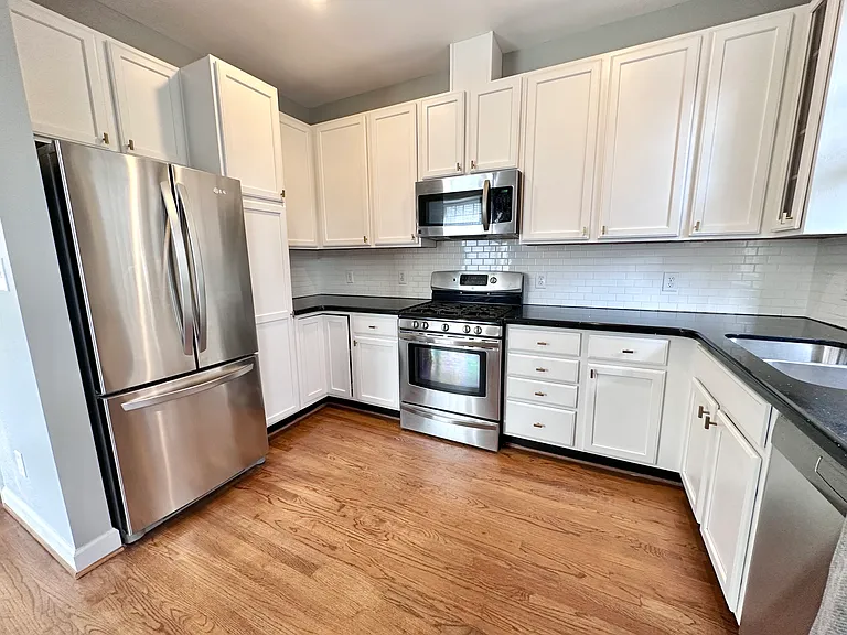 130 Fenner Ln — Photo 10