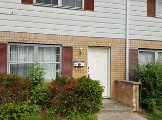 4037 Hampshire Ct, Indianapolis, IN 46235