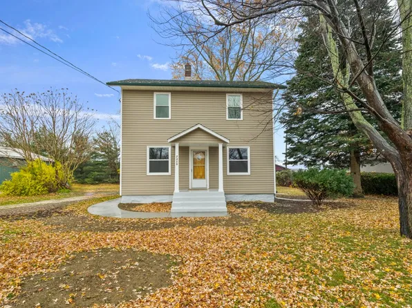 7315 W Ridge Rd, Fairview, PA 16415