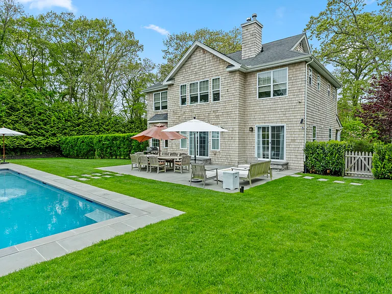 56 Sandy Hollow Rd — Photo 36