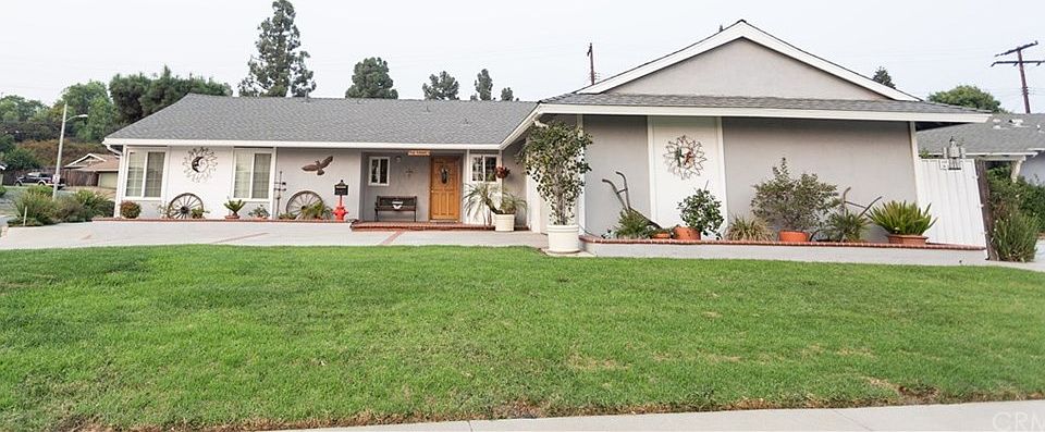 1st image of 23604 Palomino Dr