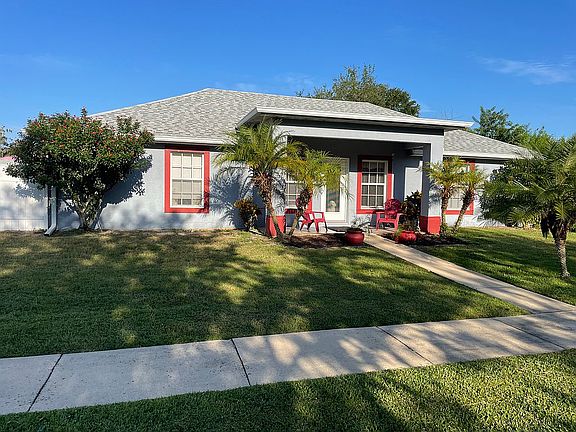 2nd image of 2091 Maltese Ln