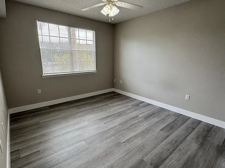 10825 Windsor Walk Dr #1-3-201 — Photo 8