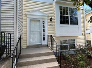 5984 Bridgetown Ct #114, Burke, VA 22015