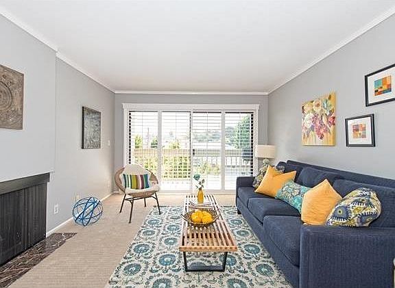 3rd image of 316 N El Camino Real APT 320