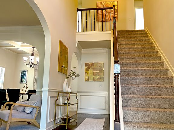 2nd image of 957 Parkside Place Ave #1
