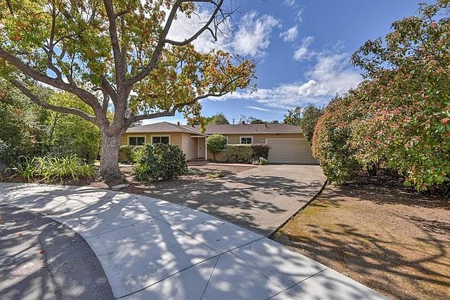 1st image of 367 Whitclem Pl