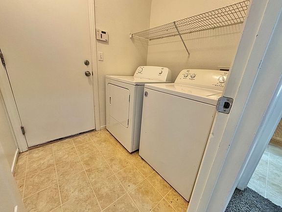 5th image of 4821 Quartz Crest St