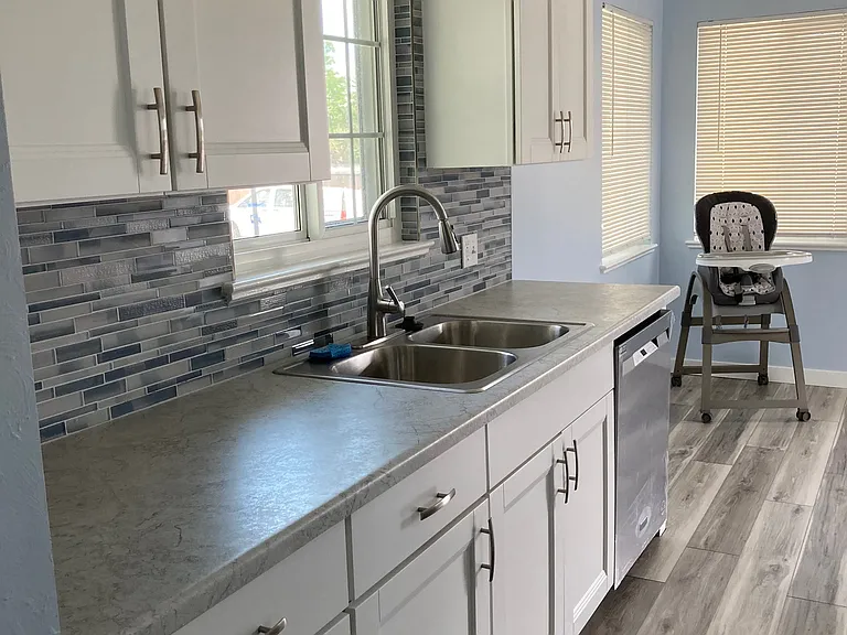 1001 N Meade St #A — Photo 2