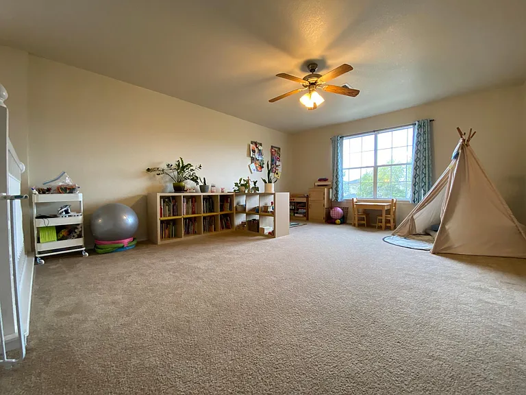 7915 Colonia — Photo 10