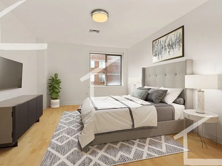 179 Oak St #L6 — Photo 5