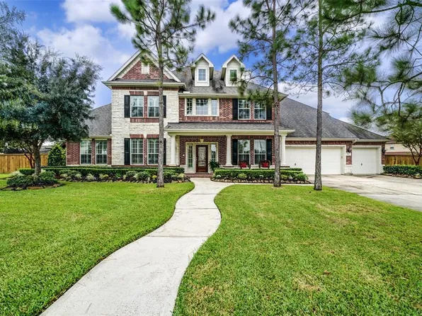 2312 Leslies Ct, Friendswood, TX 77546