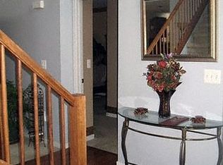 6525 Cooley Lake Rd, White Lake, MI 48383