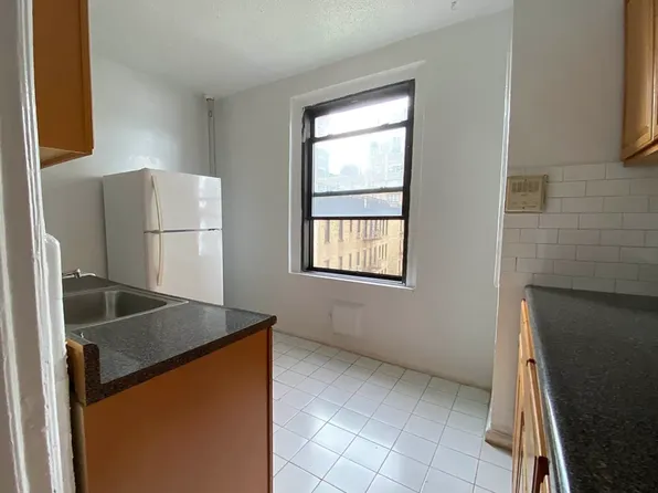 80 Haven Avenue image 4 of 10