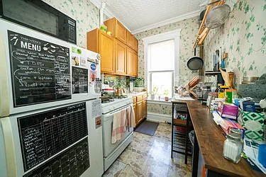 Rented by Sterling Realty Solution Inc