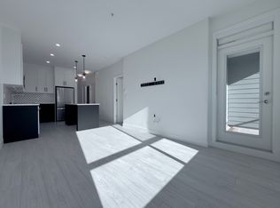 18811 72nd Ave #3XX, Surrey, BC