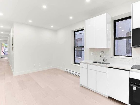 3rd image of 220 Saint James Pl #2C