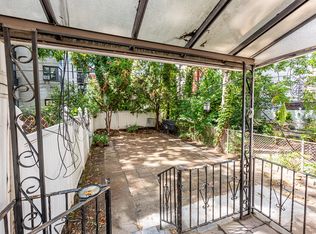 36 Hampton Pl #1, Brooklyn, NY 11213