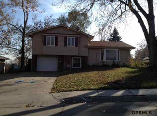 713 E 7th St, Papillion, NE 68046