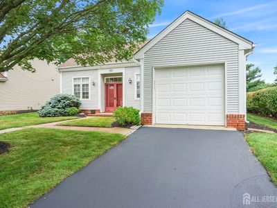 32 Rutland Ln, Monroe Township, NJ, 08831