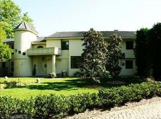 121 Warwick Green Rd, Winston Salem, NC 27104