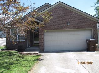 201 Courchelle Dr, Nicholasville, KY 40356