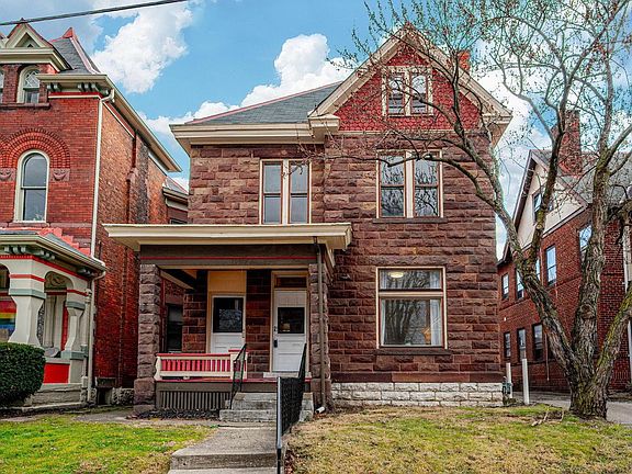 2nd image of 1256 Neil Ave #1256