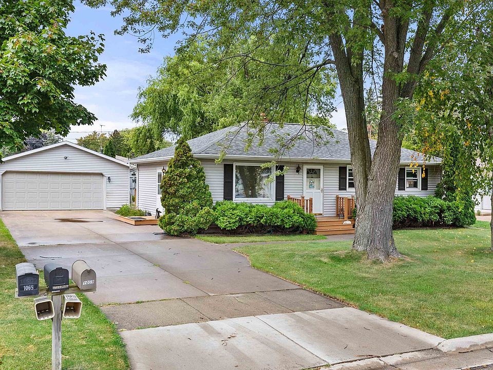 1st image of 1059 Holly Ct