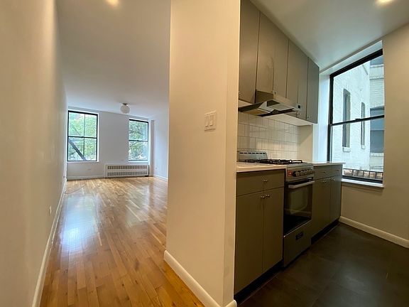 3rd image of 117 W 116th St #2A