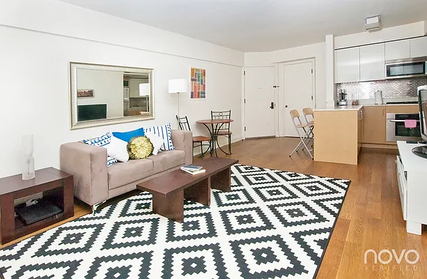 Rented by NOVO | media 19