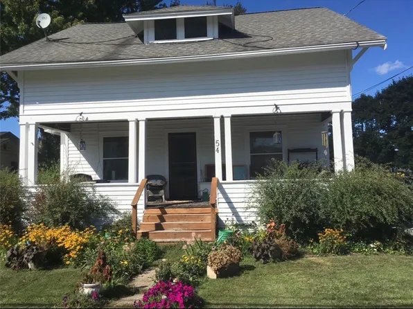 54 Chapel St, Seneca Falls, NY 13148