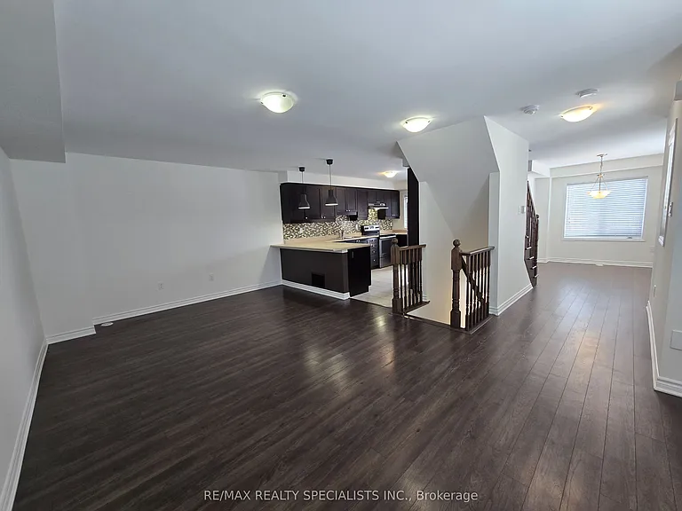 261 Casson Point — Photo 4