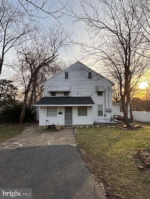 1st image of 124 New Hillcrest Ave