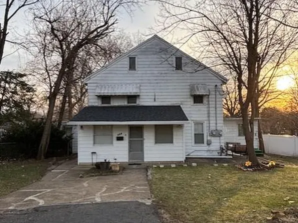 124 New Hillcrest Ave, Ewing, NJ 08638