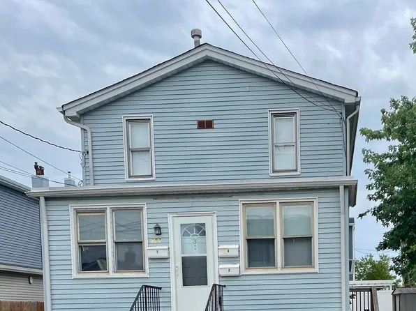 153 Seabreeze Ave APT 3, Middletown, NJ 07748