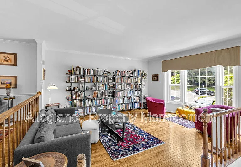 6861 Williamsburg Pond Ct — Photo 6