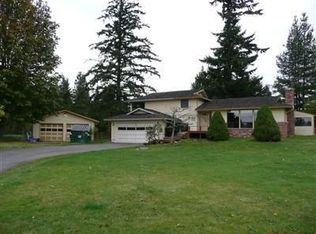 2750 NE Rosalie Pl, Poulsbo, WA 98370