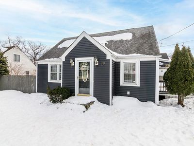 90 Massachusetts Ave, Warwick, RI, 02888