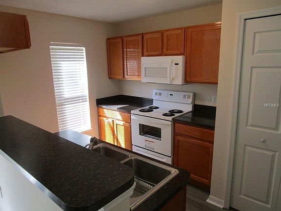 2nd image of 4609 Ashburn Square Dr