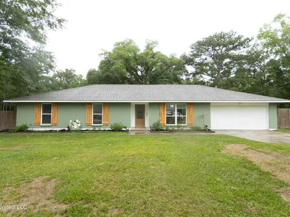 184 Lake David Dr, Picayune, MS 39466