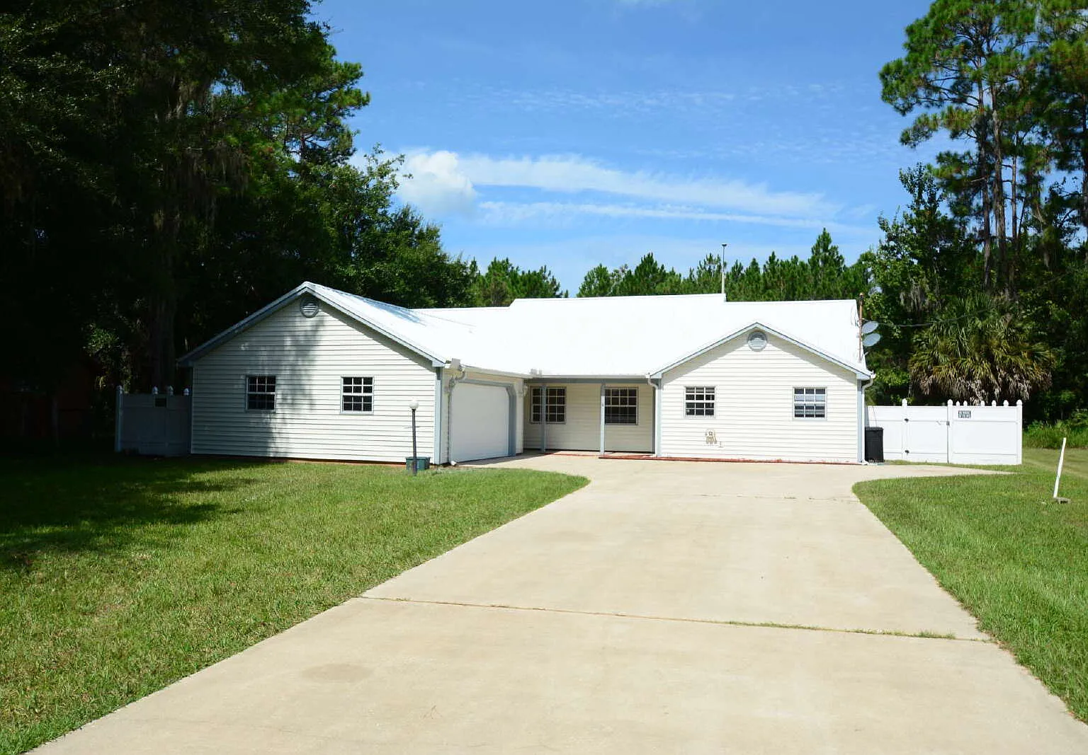 3 bed, 2.0 bath, 1089 sqft, $1,500 — Photo 1