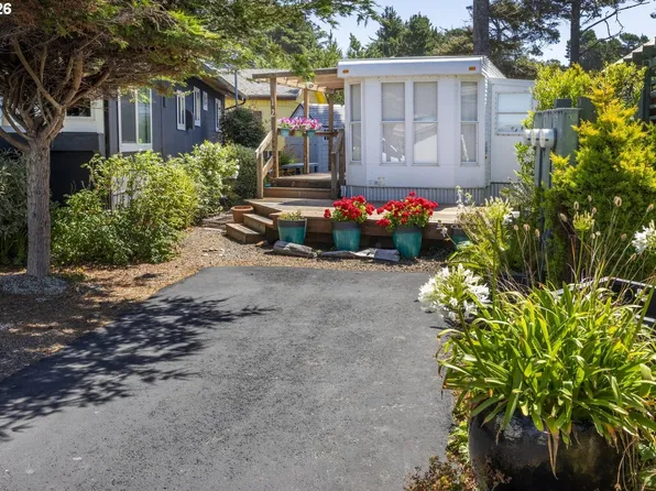 4875 N Highway 101 #12, Depoe Bay, OR 97341
