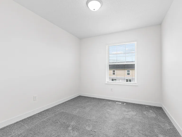 3153 Clover Ridge Dr — Photo 16