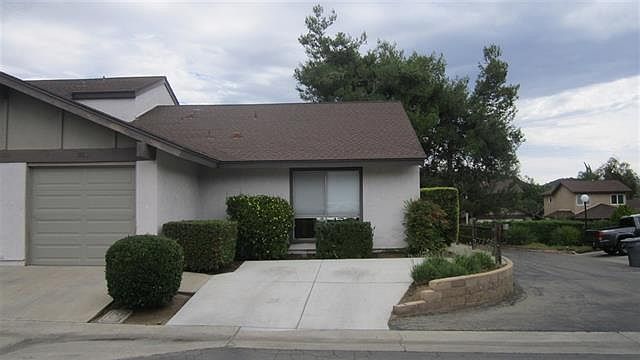 1st image of 233 Eveningside Gln