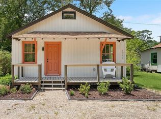 1742 Montgomery St, Mandeville, LA 70448