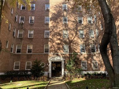 821 Bronx River Rd APT 1B, Yonkers, NY, 10708