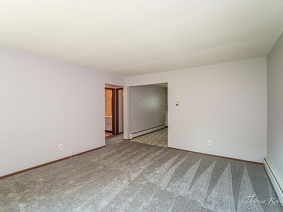 3rd image of 3345 Division Ave SW