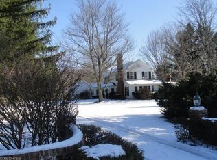 7537 Huntington Rd, Hudson, OH 44236