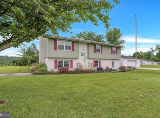 496 Bernheisel Bridge Rd, Carlisle, PA 17015